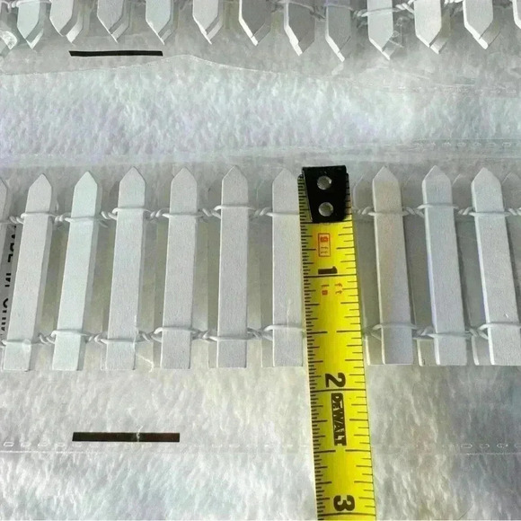 Miniature Fairy Garden  Fence, 4 Pack Mini Wood Picket Fence for DIY Dollhouse - Picture 6 of 6